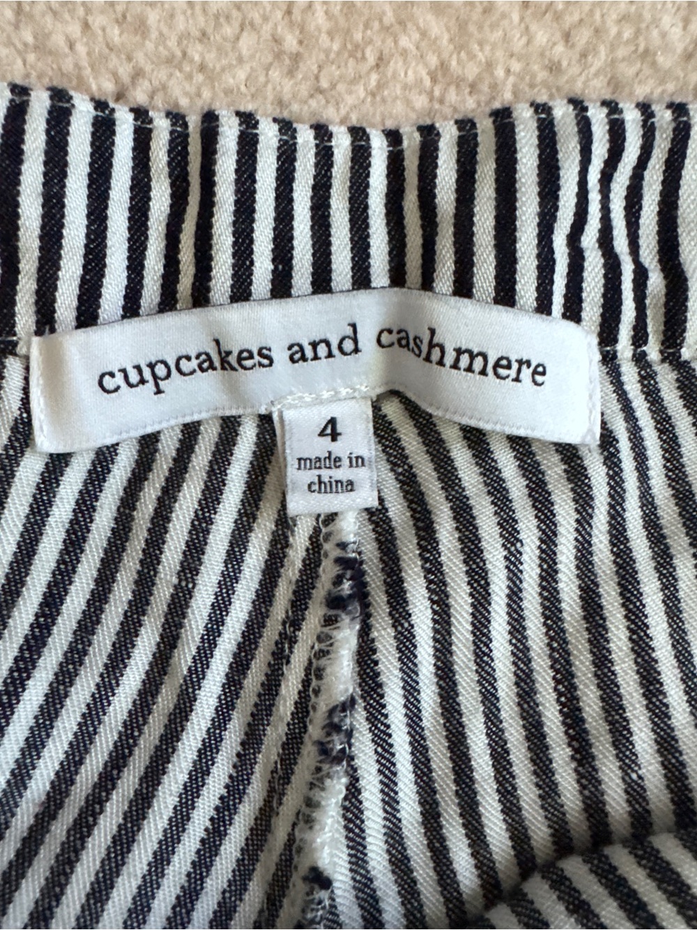 💥💥Clearance!!💥💥 Revolve cupcakes and cashmere Striped shorts - Picture 3 of 3
